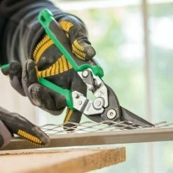 Stanley FMHT73557-0 Ergonomic Aviation Snips With Right Cut 250mm 3 Stanley FMHT73557-0 Ergonomic Aviation Snips With Right Cut 250mm -STANLEY SHOP 48879501 2