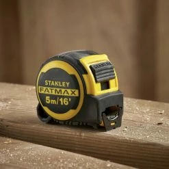 Stanley FMHT33006-5 FatMax Next Generation Tape 5m/16ft (Width 32mm) -STANLEY SHOP 70370285 2